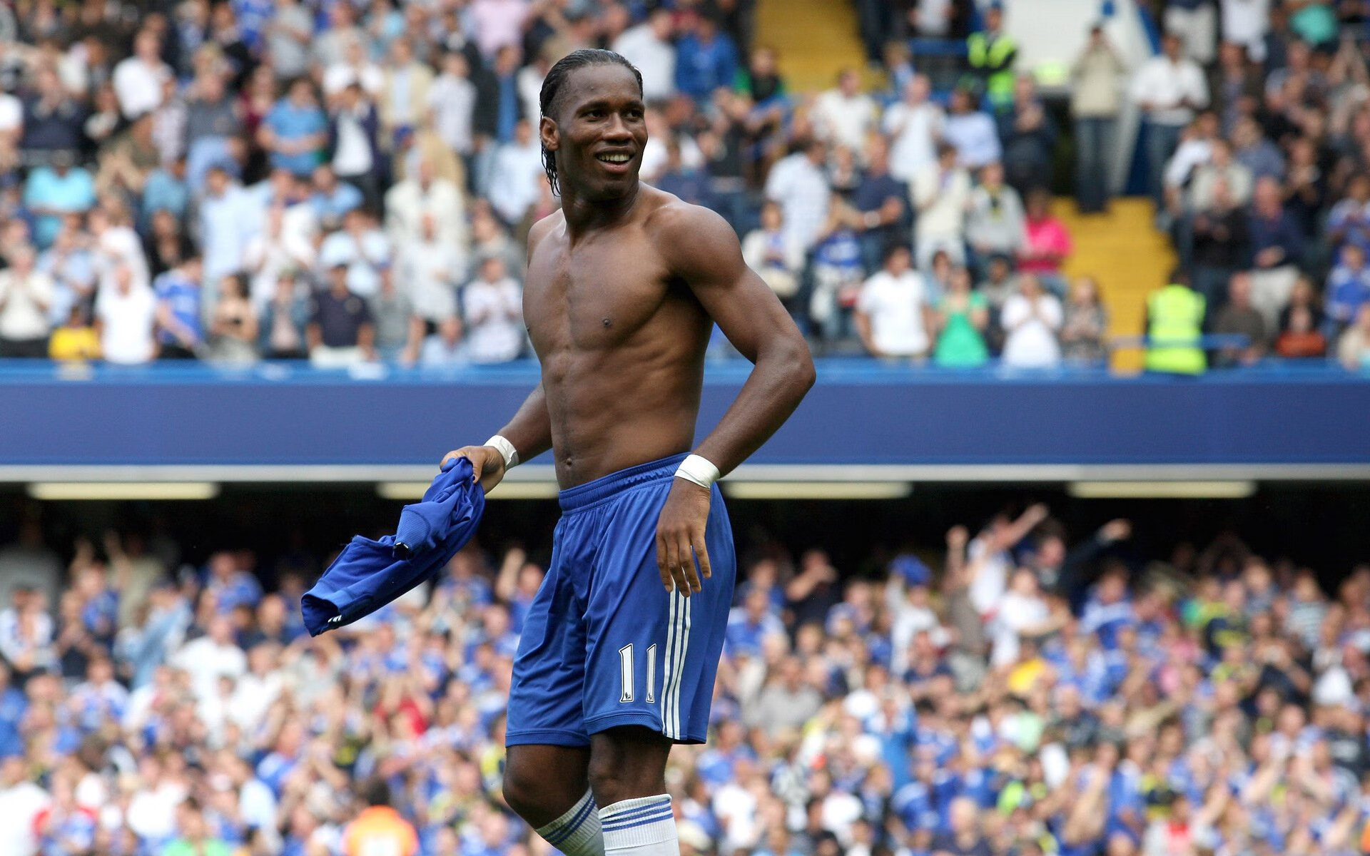 戈麦斯一剑封喉，中国男篮险胜突尼斯迎蜕变