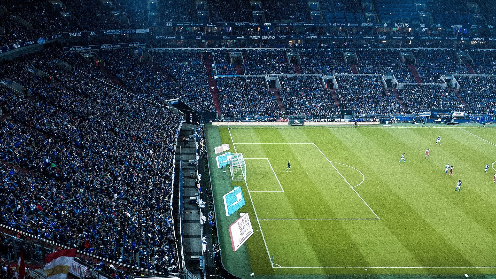 当末节之王遇见沙漠雄鹰,萨拉赫的接管时刻与沙特足球的启示